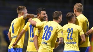 Jucătorii Dunării Călărași, și mai vocali după calificarea în barajul pentru Liga 1. Valentin Alexandru: ”Conducerea să-şi facă treaba, pentru că ea ne e datoare, nu noi.” Vor restanțele salariale în timp record