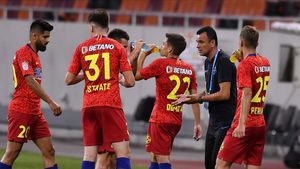 O nouă plecare de la FCSB! FC Argeș a oficializat împrumutul fotbalistului comparat cu Aguero