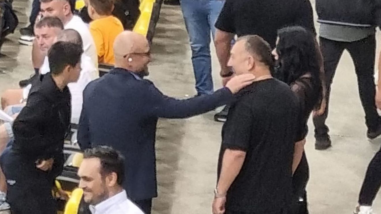 „Spaima litoralului” și fiul lui Adrian Mititelu vor să dea lovitura în afaceri împreună cu nepotul lui Gigi Becali! Planul s-a făcut de mult și ProSport are imaginile în care Nuredin Beinur dă „târcoale” familiei de milionari olteni la meciul cu Dinamo | FOTO