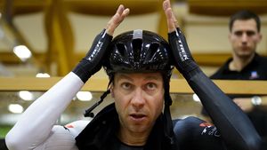 Ieșire din scenă superbă. Jens Voigt a bătut recordul orei, în ultima sa apariție ca rutier profesionist