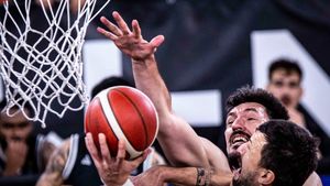 Retragere-șoc de la U BT Cluj chiar în timpul finalei cu CSM Oradea: Mircea Cristescu pleacă. EXCLUSIV