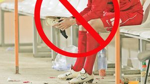 Dinamo, "interzisă" pe televizor! CUM COMENTEZI?