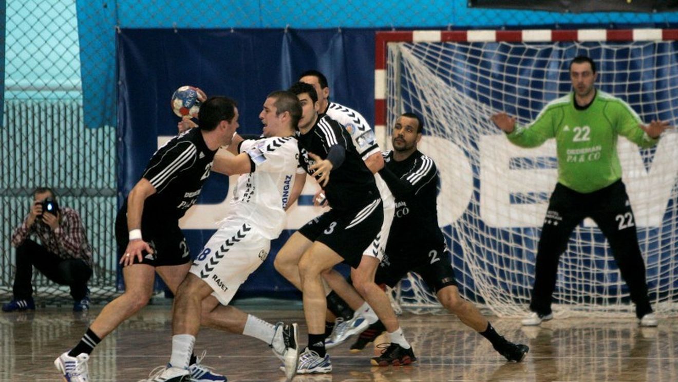 Știinta, cu un pas în semifinale!