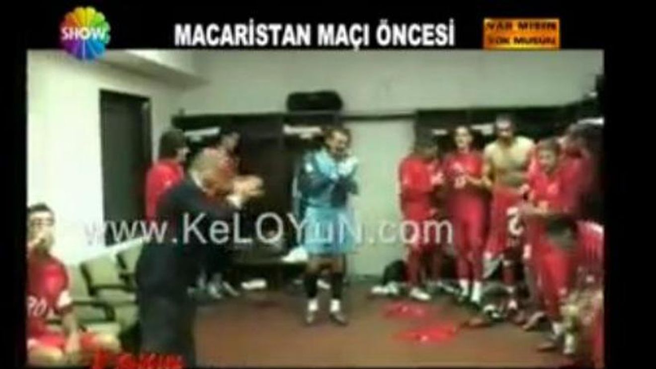 Terim e fabulos! Cum îi "dopează" pe jucători înaintea meciurilor. VIDEO: Turcii au pus mâna pe imagini inedite din vestiar