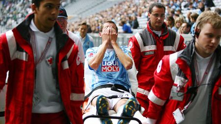 Lovin stă 6 luni! **Mijlocașul a suferit o ruptură de ligamente!