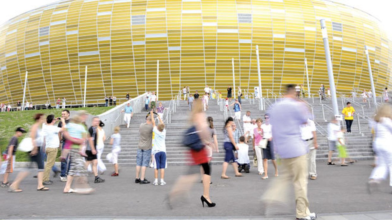 Experiment media:** Cât e de pregătită Polonia pentru Euro 2012?!