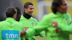 Lui Ronaldo i s-a umplut inima de bucurie când i-a auzit pe ruși!** Locul unde a scăpat de coșmarul "Messi"