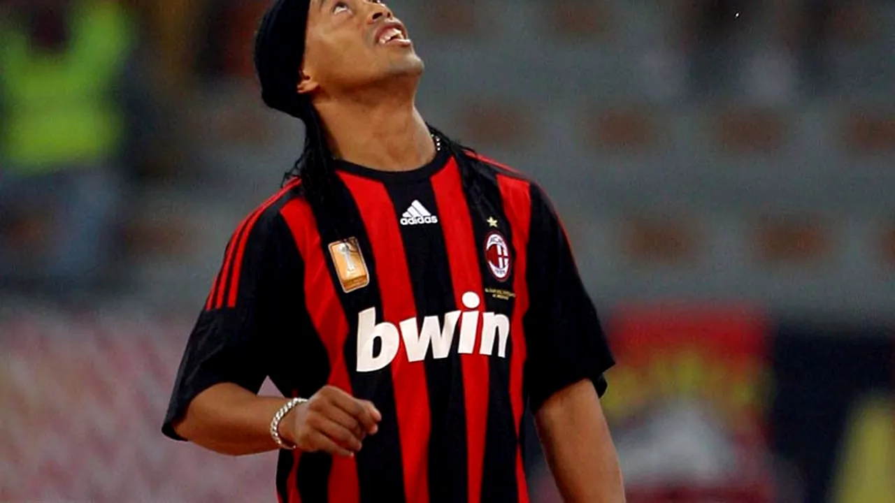 Ronaldinho la primul antrenament cu Milan!
