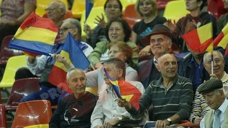 A revenit la națională, dar a fost luat la mișto de copii și pensionari!** "Ai fizic de badigard!" Cine crezi a fost ținta?