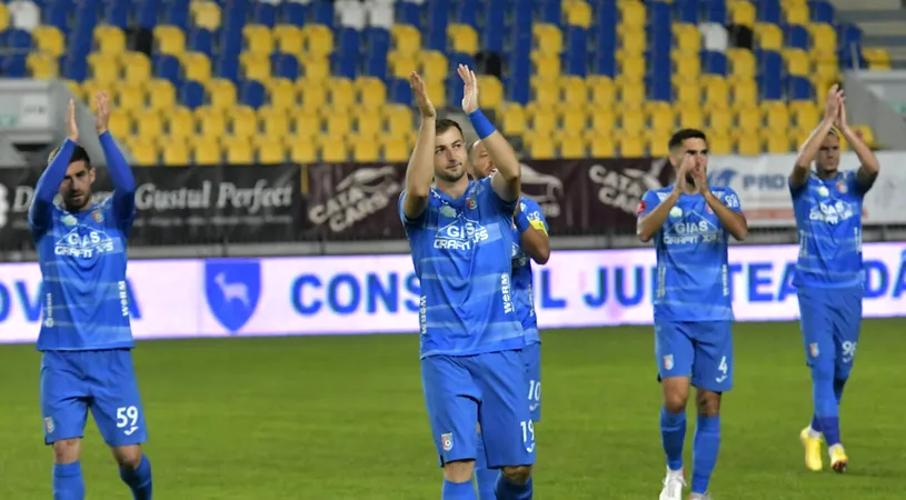 Chindia Târgoviște - Farul Constanța 1-1, în etapa 18 din Superliga. Minunea din Dâmbovița continuă: Toni Petrea l-a încurcat și pe Gică Hagi!