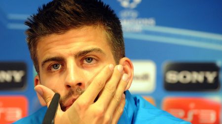 Pique RISCĂ‚ să fie sancționat: "Declarațiile lui sunt GRAVE!"** Ce i-a spus arbitrului la pauză, înainte să fie eliminat