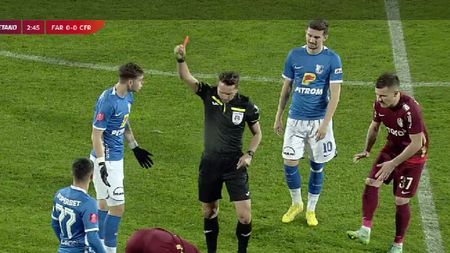 Borza, intrare horror în Farul - CFR Cluj! „Perla” lui Gică Hagi a văzut cartonașul „roșu” în minutul 3