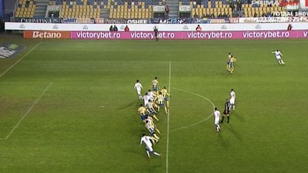 Faza ŞOCANTĂ în care Radu Petrescu a anulat un gol în Petrolul - FC Argeş! Decizia e imposibil de înțeles