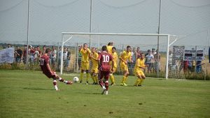 Rapidiștii au făcut show în fața a 500 de fani! Avicola Tărtășești - Rapid 1-11!