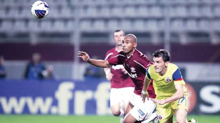 "Bilă" a venit pentru familie!** Fostul atacant al Stelei a avut mai multe oferte, dar a ales Rapid pentru a fi aproape de mamă și de soție