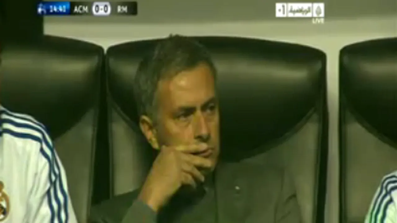 VIDEO Mourinho, atacat cu lasere de fanii Milanului!** Vezi reacția portughezului