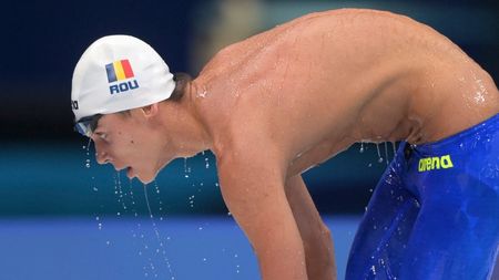 L'Equipe, laude pentru David Popovici după ce a ratat la două sutimi medalia de bronz la JO. „Fenomenul din România!”