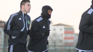 FOTO Wesley a revenit în "IADUL ALB" din Moldova!** Brazilianul, înfofolit ca pentru o expediție la Pol la primul antrenament din 2012