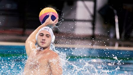 România-Marea Britanie, scor 10-4 la polo,** în pregătirea pentru JO de la Londra