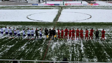 Fotbal pe o jumătate de teren! Sportul Snagov a redevenit lider după ce a bătut-o pe FC Argeș pe un gazon curățat doar parțial de zăpadă.** Săndoi 