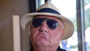 Cum arăta vila lui Mitică Dragomir de pe vremea comuniștilor! „Nebunie! Atât era de mare”