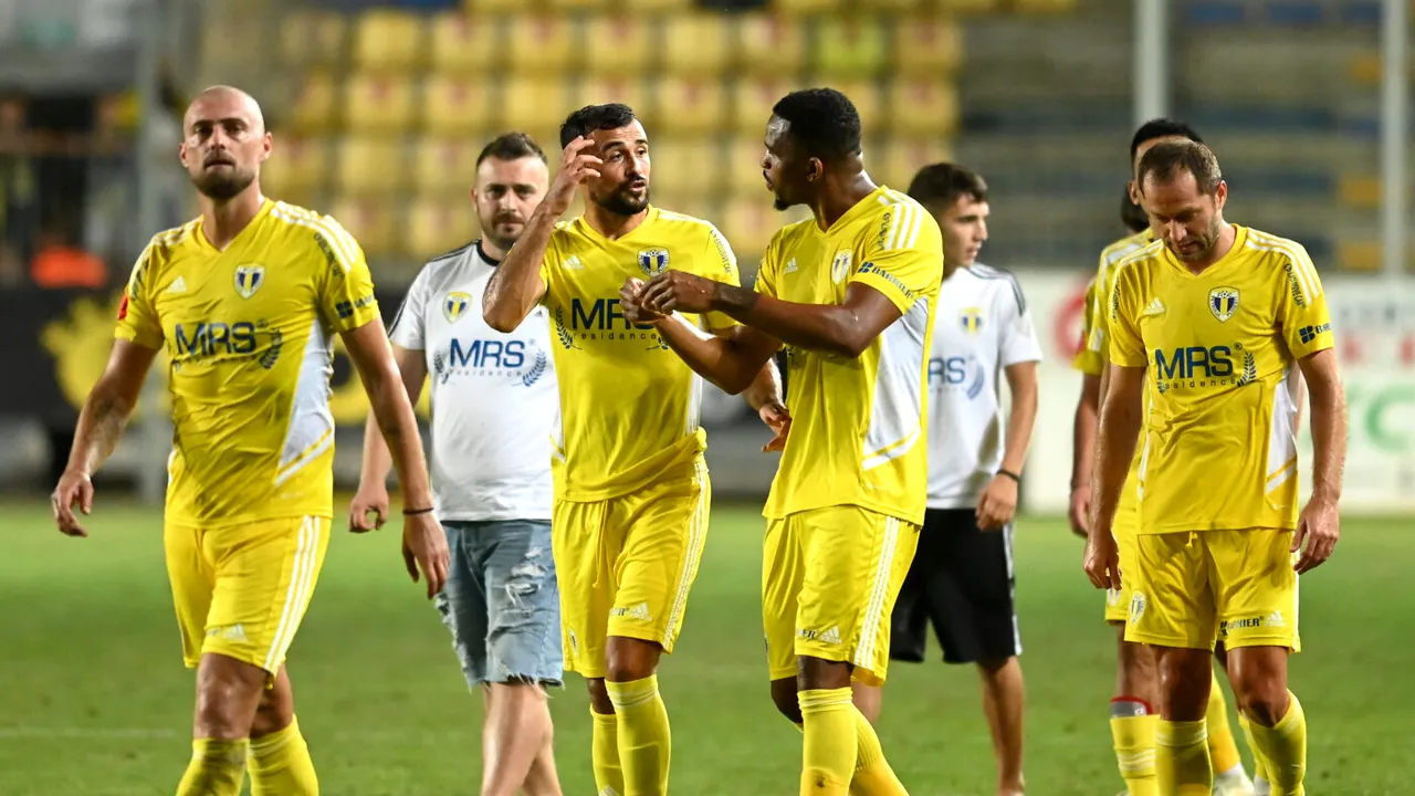 Echipa lui Nae Constantin e pe podium în Superliga, dar atmosfera e tensionată: „S-a rezolvat, dar foarte puțin! Sunt probleme financiare. Cred că la FC Botoșani sunt mai mari decât la Petrolul”
