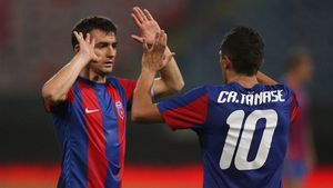 Duckadam îl apără pe Tănase:** "Liderii nu se aduc la echipă, ci se formează în timp"