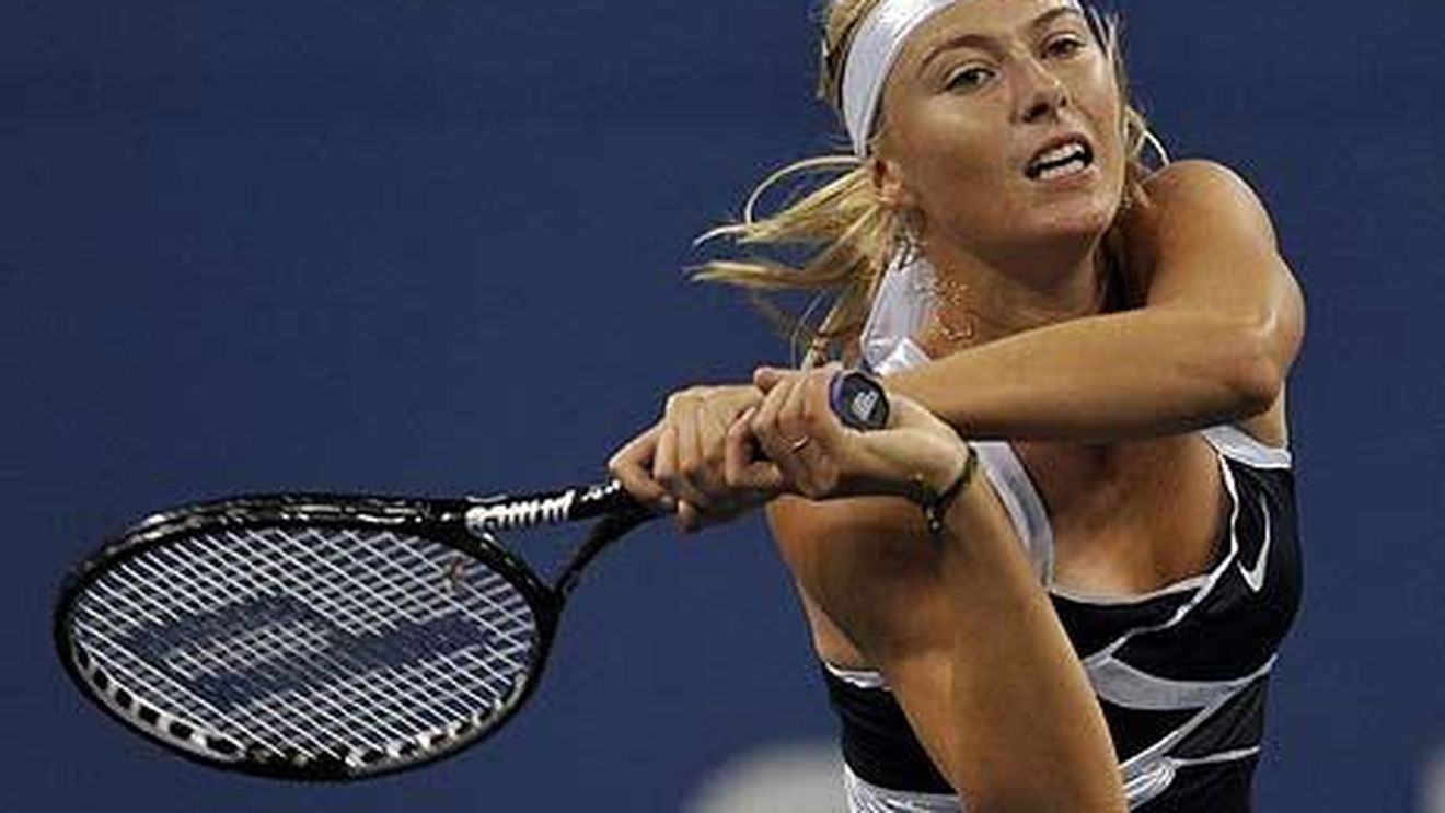 Șarapova a învins-o pe Radwanska la Turneul Campioanelor