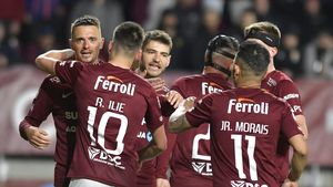Rapid - Gaz Metan Mediaș 8-0. Festival de goluri pe stadionul din Giulești! Adi Mutu rămâne neînvins pe banca rapidiștilor | VIDEO