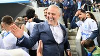 Cine a lipsit şi ce „pile” au fost prezente la reunirea lotului Universităţii Craiova: printre ele, ruda lui Mihai Rotaru