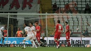 De la Claudiu, cu dragoste! Dinamo - "U" Cluj 3-4!