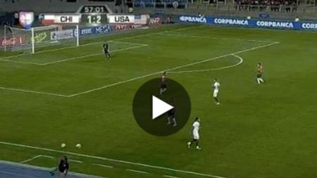 VIDEO GENIAL | Klinsmann a reușit de pe banca tehnică o execuție rară. Cum a trimis două mingi în același timp în timpul unui amical