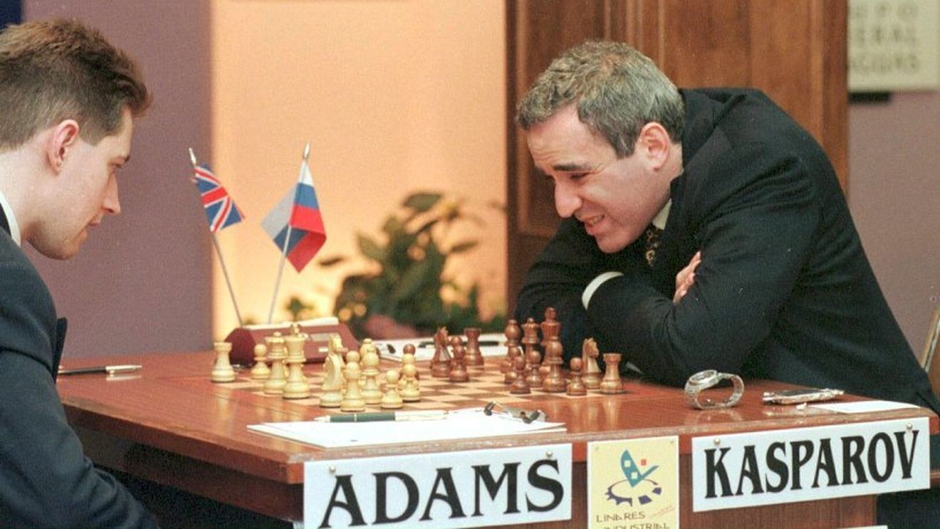 Gari Kasparov cere cetățenie letonă