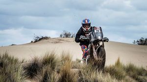 Dakar 2018: La revedere Bolivia, bun venit Argentina! Emanuel Gyenes a ajuns pe locul 27