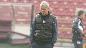 "Silviu Lung Jr. vrea să plece de la Craiova!** Mititelu nu are bani să scoată clubul din criză!"