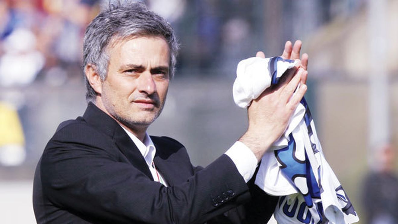 Mourinho semnează duminică!