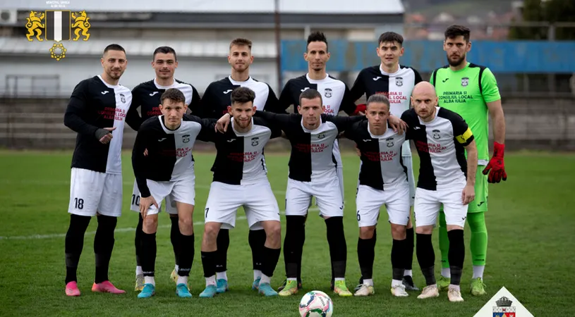 CSM Unirea Alba Iulia încheie un parteneriat cu un club concitadin și își propune să urce în primele 20 de academii din țară. Țintește promovarea în Liga 2, e în negocieri cu un nou antrenor și îl așteaptă și pe Cornel Țălnar