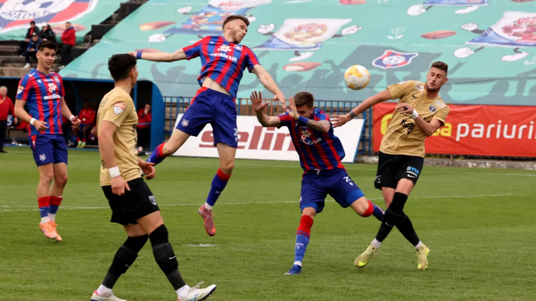 Jucătorii de la FC Bihor, îndemnați să fie ”foarte inteligenți” dacă vor să obțină un rezultat pozitiv la Voluntari. Orădenii își fac griji și pentru arbitraj: ”Trebuie subliniat, că nu mai merge!”