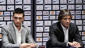 PSG mai pregătește un transfer-bombă ** Vezi ce "galatic" vrea Leonardo!