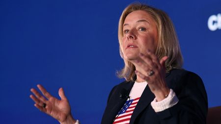 Șefa Federației de Gimnastică din SUA a făcut un anunț public despre cazul Bărbosu - Chiles. Sarah Hirshland a vorbit chiar la Casa Albă, în fața președintelui Joe Biden: „Vom lupta pentru medalie. A câștigat-o pe merit”