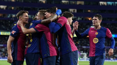 Fotbaliștii Barcelonei, cuceriți cu o metodă de acum patru decenii. Ce a adus la echipă germanul Hansi Flick