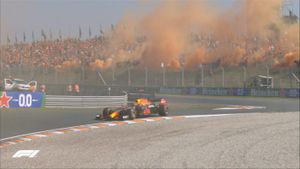 Max Verstappen, victorie în fața fanilor, în Marele Premiu al Țărilor de Jos! A trecut pe prima poziție în clasamentul piloților în Formula 1