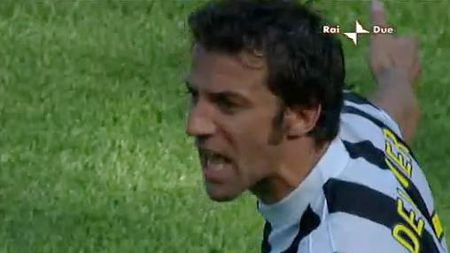 VIDEO Del Piero, scos din minți de Zaccheroni!** Totti refuză să fie înlocuit