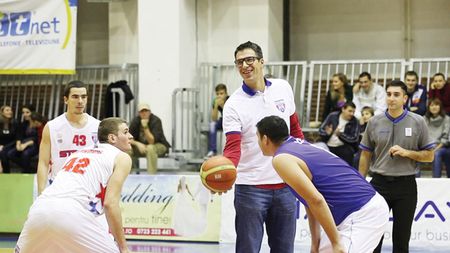 131-25, scor de... baschet!** Steaua s-a distrat cu amatorii de la SCM 2 Craiova în Liga I