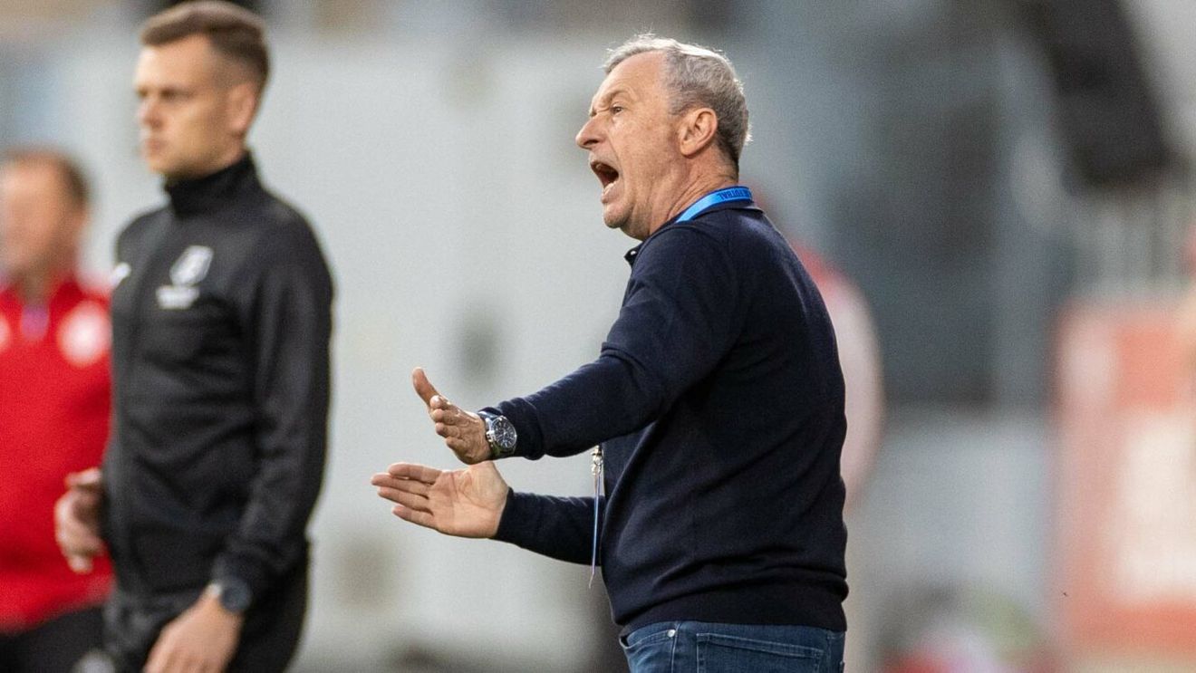 Mircea Rednic își face praf jucătorii după Hermannstadt - UTA 3-0: „N-ai cum să fii mulțumit! Sunt egoiști”. Mesaj pentru suporterii care i-au cerut demisia