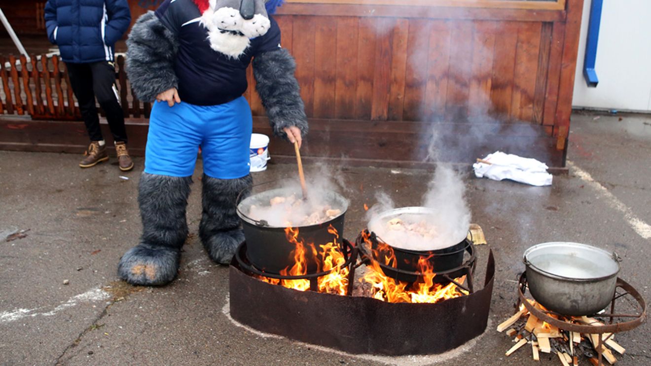 Primul transfer pentru retur, la ceaunul cu tochitură. Oțelul a achiziționat un mijlocaș ce a jucat în prima ligă din Franța