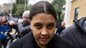 Jucătoarea care i-a umilit verbal pe polițiști sub ochii iubite sale a ajuns la tribunal. Cum l-a jignit și pe taximetristul de la care a pornit scandalul