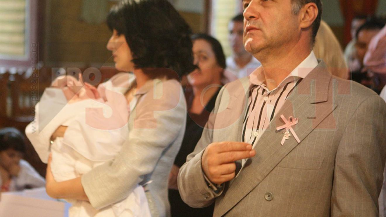 Becali i-a botezat copilul lui Rădoi