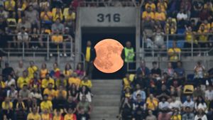 Organizatorul festivalului de manele îi răspunde dur lui Meme Stoica, după scandalul cu Arena Națională. De ce au scăzut prețurile biletelor: „Ieftineala și amărăștenii... Buzunarele tinerilor sunt mici!”