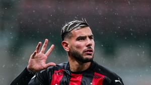 Theo Hernandez îl avertizează pe Achraf Hakimi înainte de marele derby Inter - Milan